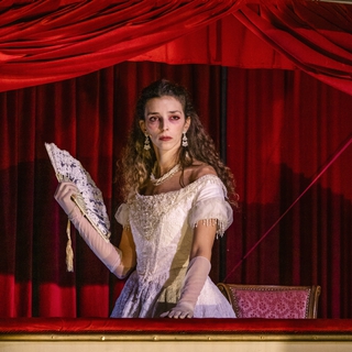 LA SIGNORA DELLE CAMELIE - Rassegna Teatrale