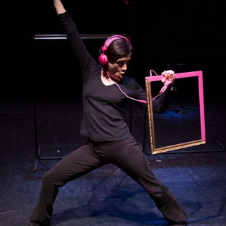 Spettacolo teatro per ragazzi "DOLCEMIELE" Compagnia Dispari Teatro